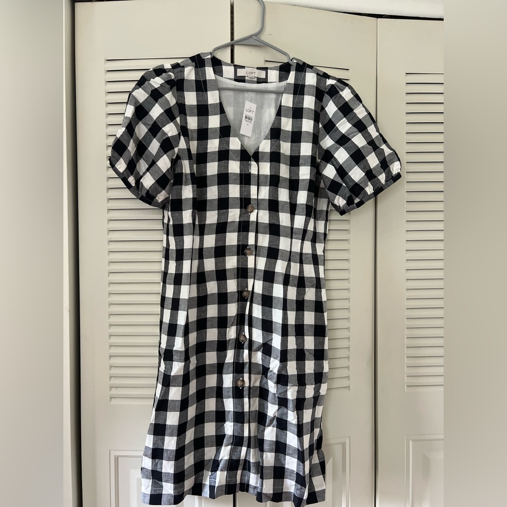 Women’s dress
